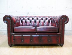 【英国製 Chesterfield Sofa】イギリス製 チェスターフィールド 総革 2人掛けソファ 出張買取 東京都渋谷区