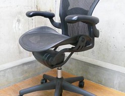 【Herman Miller】アーロンチェア ランバーサポート スタンダード Bサイズ ブラック 出張買取 東京都品川区