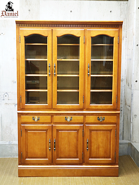 GMIK22○横浜ダニエル / Daniel 食器棚 飾り棚 キャビネット カッ GMIK22○横浜ダニエル / Daniel 食器棚 飾り棚 キャビネット カップ