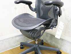 【Herman Miller】ハーマンミラー アーロンチェア ポスチャーフィット フル装備 Aサイズ 出張買取 東京都練馬区