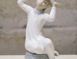 【LLADRO】リヤドロ 帽子をかぶる少女 置き物 ポーセリン(磁器)アート 出張買取 東京都目黒区