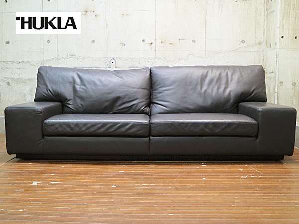 HUKLA フクラ クッション3点セット 本革 レザー　黒　カバーリング HUKLA フクラ クッション3点セット 本革 レザー 黒 カバーリング