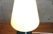 AIL VASE LAMP Blue｜テーブルランプ｜IDEE SHOP Online