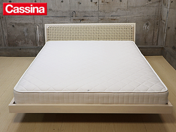 カッシーナ　CARNA ベッド　クイーンサイズ