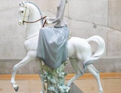 【LLADRO】リヤドロ WOMAN ON HORSE『白い馬の少女』出張買取 東京都文京区