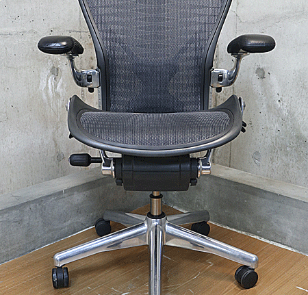 Herman Miller ハーマンミラー アーロンチェア ポスチャーフィット ポリッシュドアルミニウムベース タキシードブラック フル装備 Bサイズ 出張買取 東京都江東区 ブランド家具の買取は東京のリサイクルショップ チェリーズマーケット