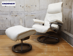 【Ekornes】エコーネス Stressless View ストレスレスチェア ビュー リクライニングチェア&オットマン Mサイズ ライトグレー  出張買取 東京都港区