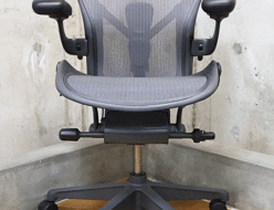 【Herman Miller】ハーマンミラー アーロンチェア リマスタード Bサイズ 出張買取 東京都港区