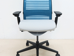 【Steelcase】スチールケース Think chair シンクチェア オフィスチェア 3Dニット 4Dアーム ジャケットハンガー付 出張買取 東京都大田区