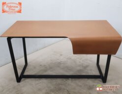 【Poltrona Frau】ポルトローナ・フラウ IDC大塚家具 Fred フレッド レザー/革 デスク/机 出張買取 東京都港区