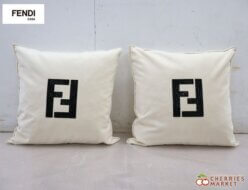 【FENDI CASA】最高級 フェンディ カーサ クッション スワロフスキー ホワイト×ブラック 2点セット 出張買取 東京都杉並区