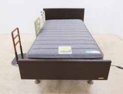 【France Bed】フランスベッド レステックス02FN 3モーター/RX-THF 電動リクライニングベッド シングルベッド ベッド用グリップ/手すり付 出張買取 神奈川県横浜市青葉区