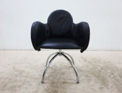 【De Padova】 デパドヴァ Cassina カッシーナ Incisa インチーザ アームチェア レザー/革 ヴィコ・マジストレッティ 出張買取 福岡県糸島市