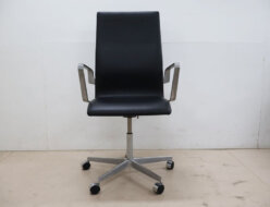 【Fritz Hansen】 フリッツ・ハンセン OXFORD オックスフォード ミディアムバック デスクチェア アルネ・ヤコブセン出張買取 東京都千代田区